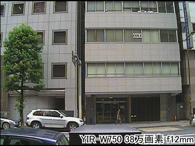 YIR-W750 事務所から外を撮影 f12mm