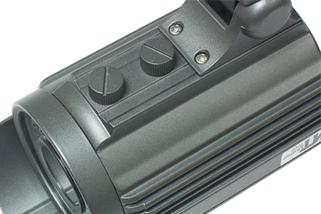 MTW-3584AHD バリフォーカルレンズ搭載