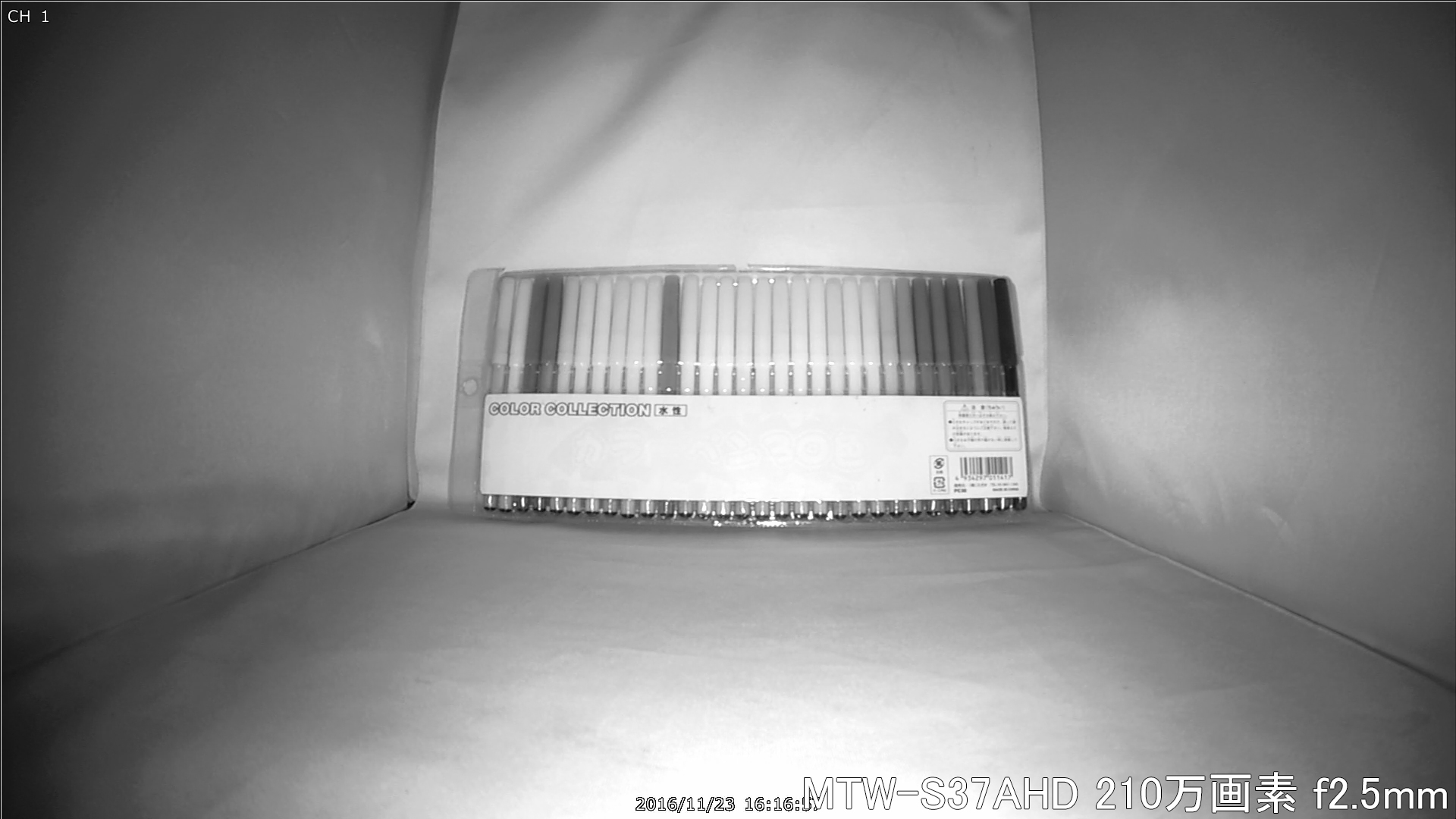 MTW-S37AHD カメラから約40cm離れた被写体を暗視撮影