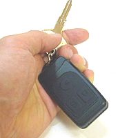 PC-300H リモコンキーにカメラとレコーダーを内蔵